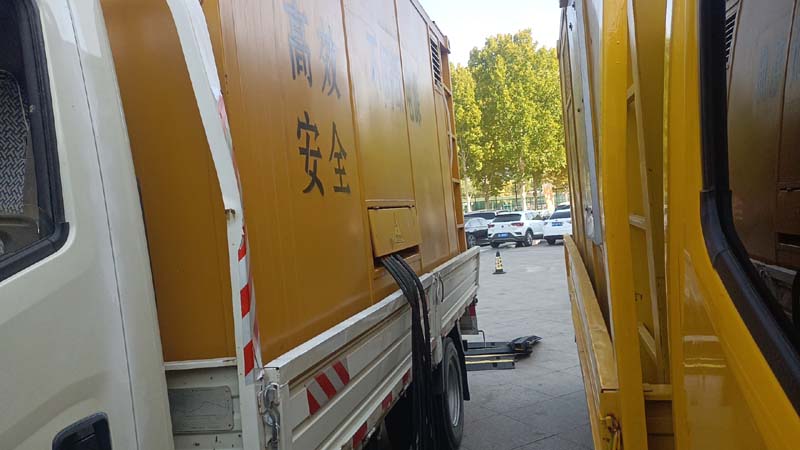 广南如何判断柴油发电机组和UPS电源的切换时间是否符合要求？