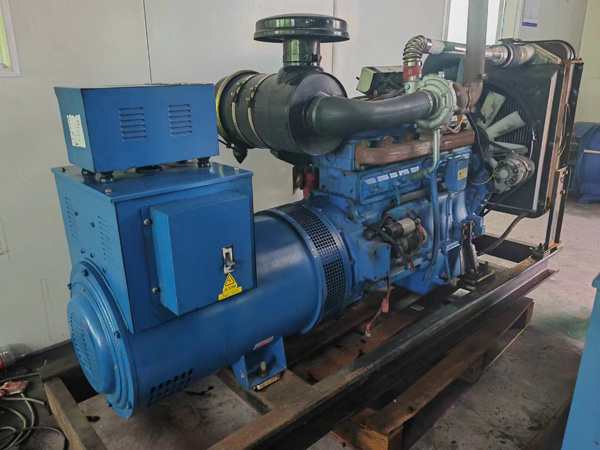 广南100kW柴油发电机组使用多级机油有哪些优缺点？